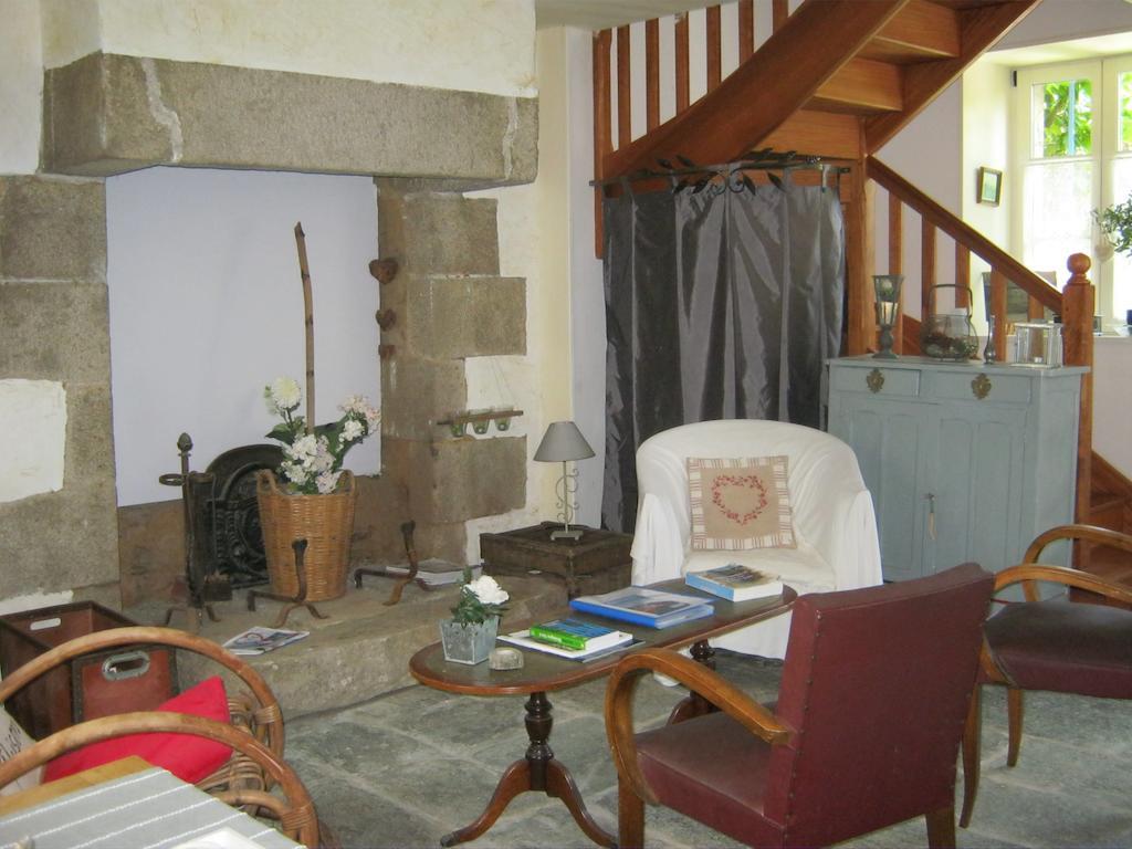 Chambres Hotes Saint Yves Pontrieux Экстерьер фото
